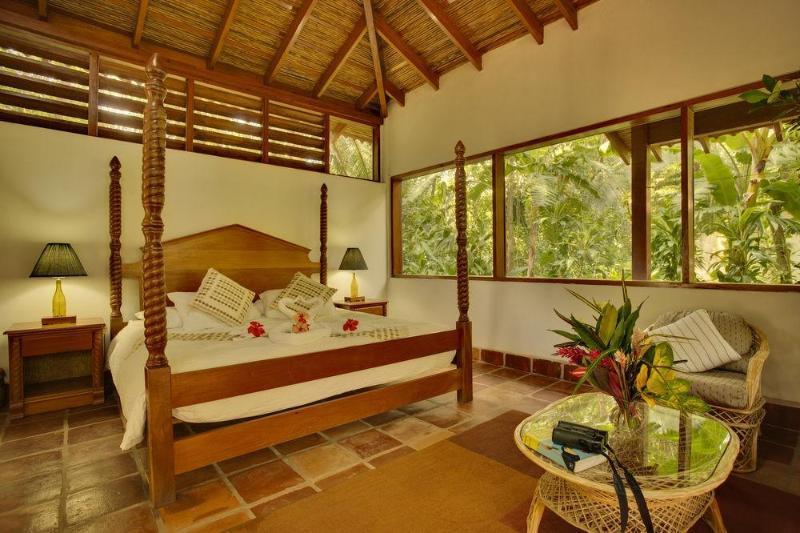 Ian Andersons Caves Branch Jungle Lodge Белмопан Екстериор снимка